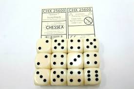 Chessex: Opaque 16mm Black / White (12)