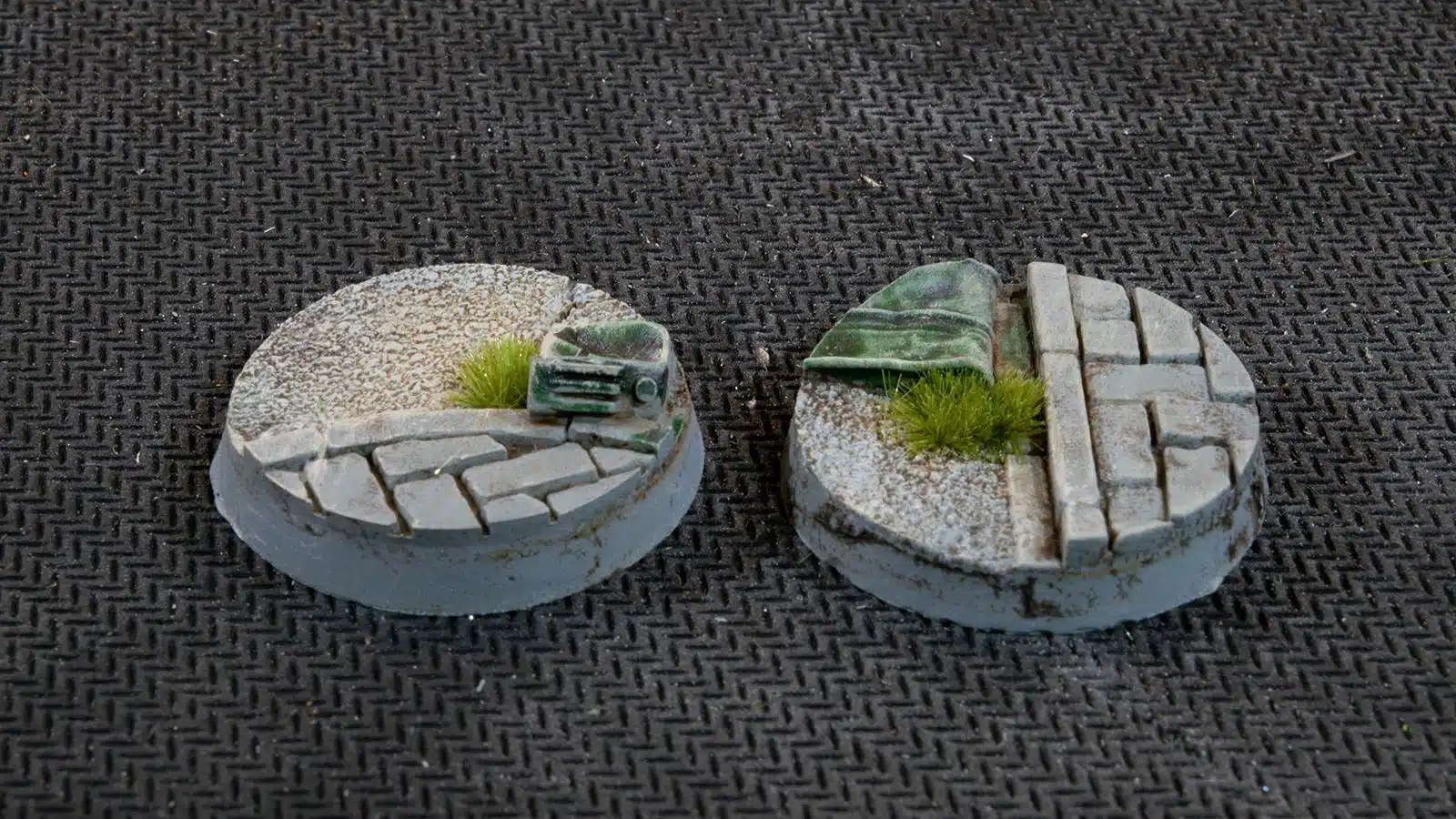 Gamer Grass: Urban Warfare Bases, Round 25mm x 10