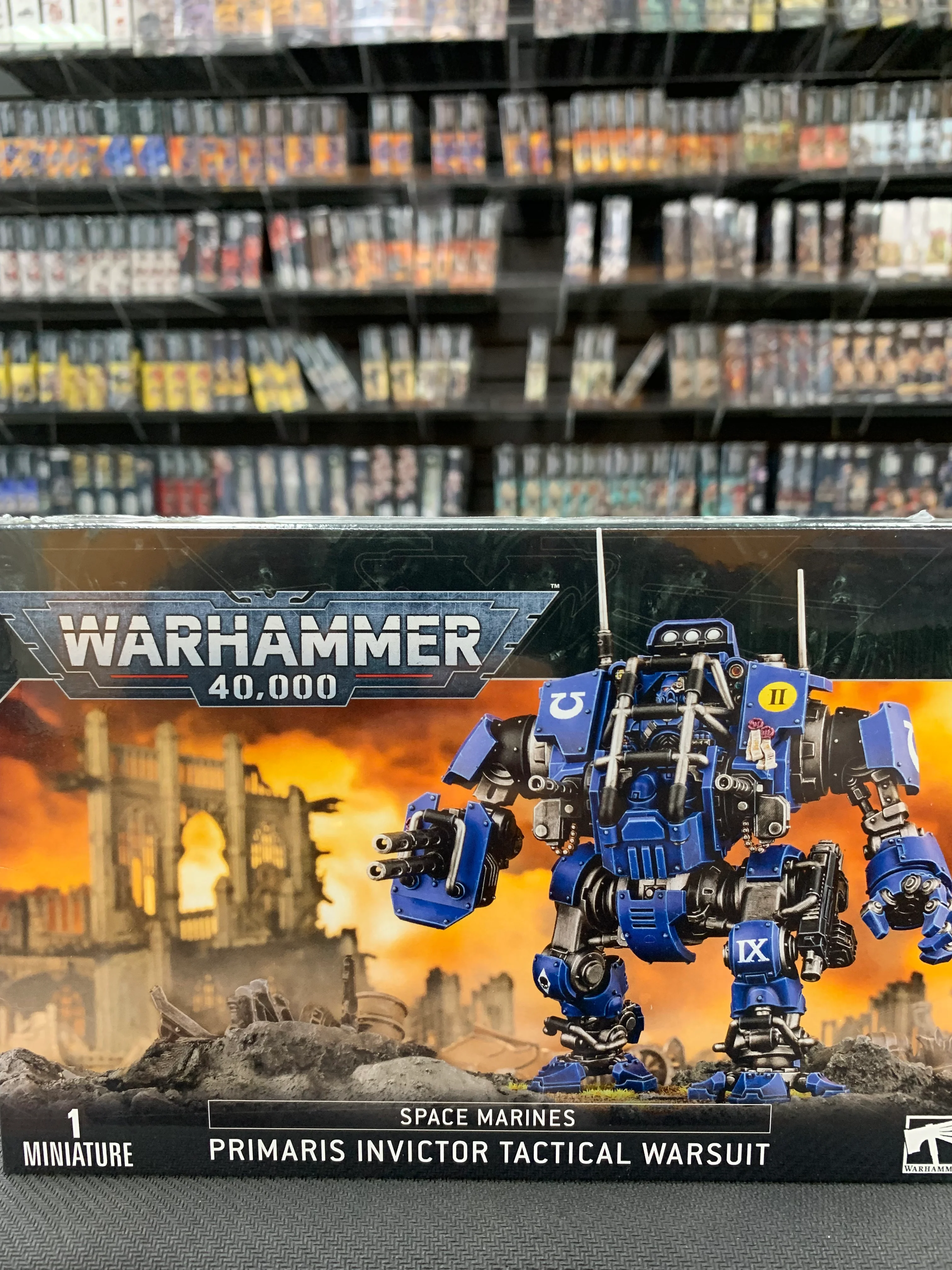 Space Marine: Primaris Invictor Tactical Warsuit